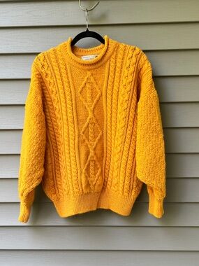 Country Collection Irish Wool Sweater Chunky Knit Mustard Yellow M Unisex